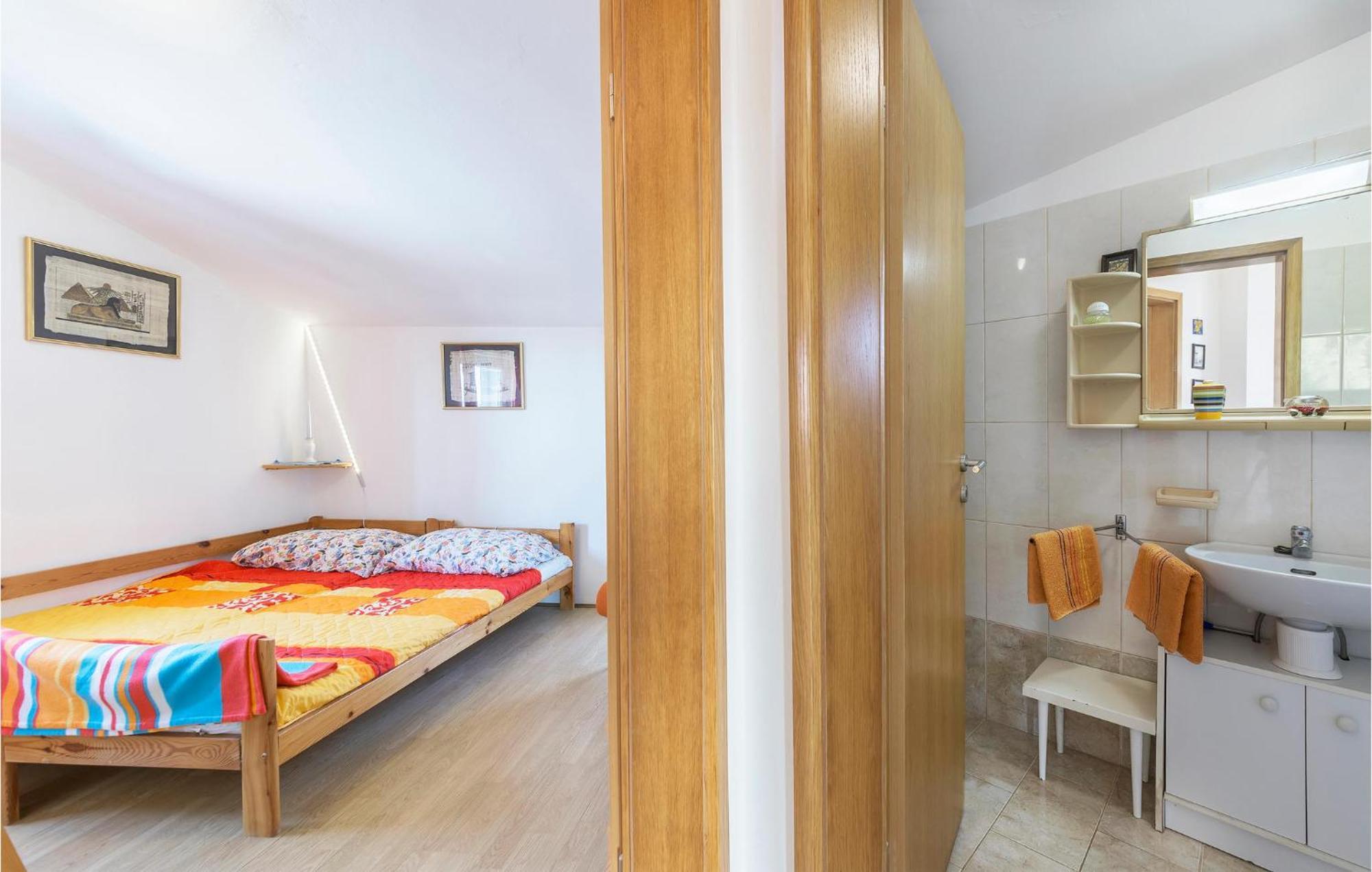 Beautiful Apartment In Barbariga With Kitchen ภายนอก รูปภาพ