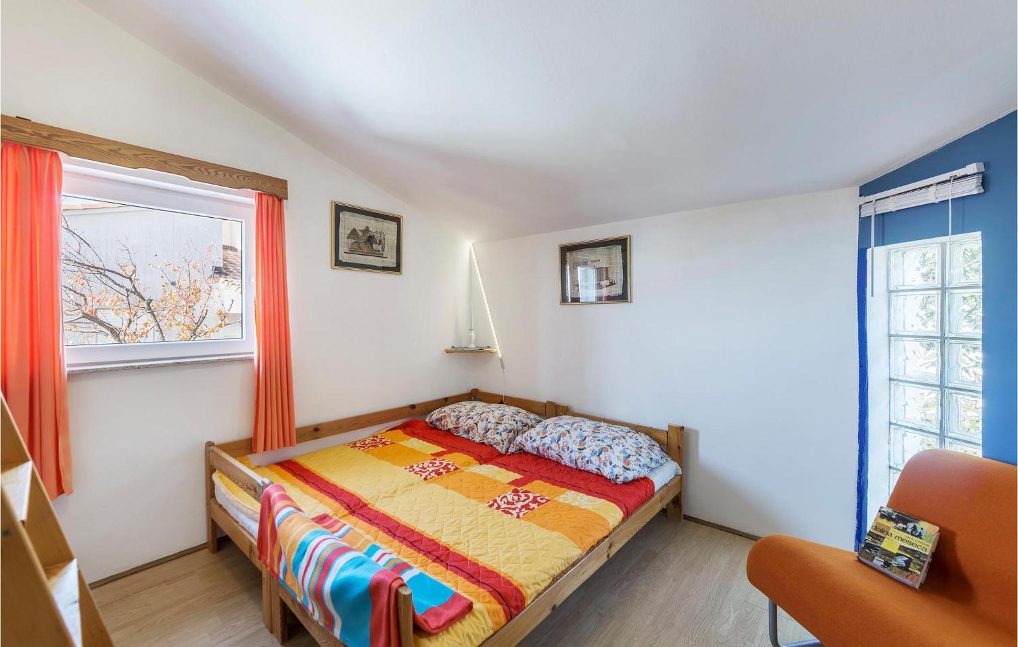 Beautiful Apartment In Barbariga With Kitchen ภายนอก รูปภาพ